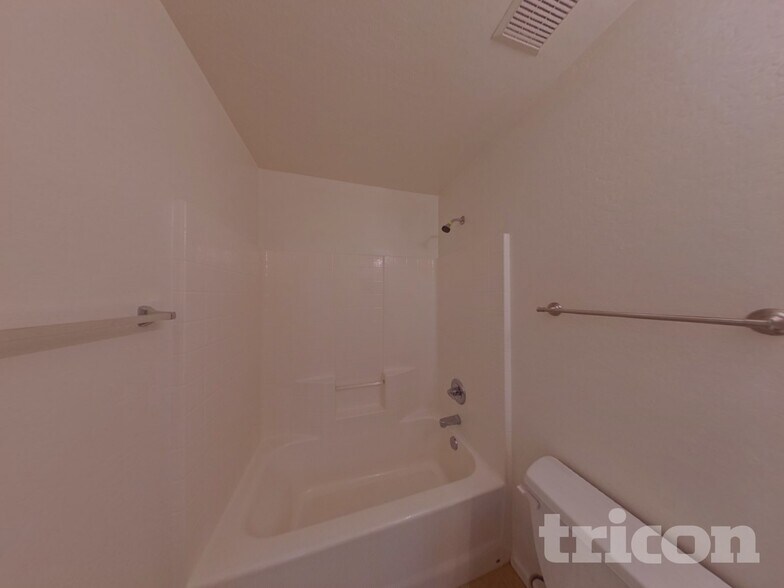 Building Photo - 3194 W Tanner Ranch Rd