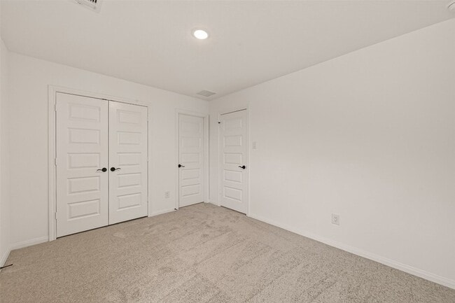 Building Photo - 7327 Blue Gentiana Ln