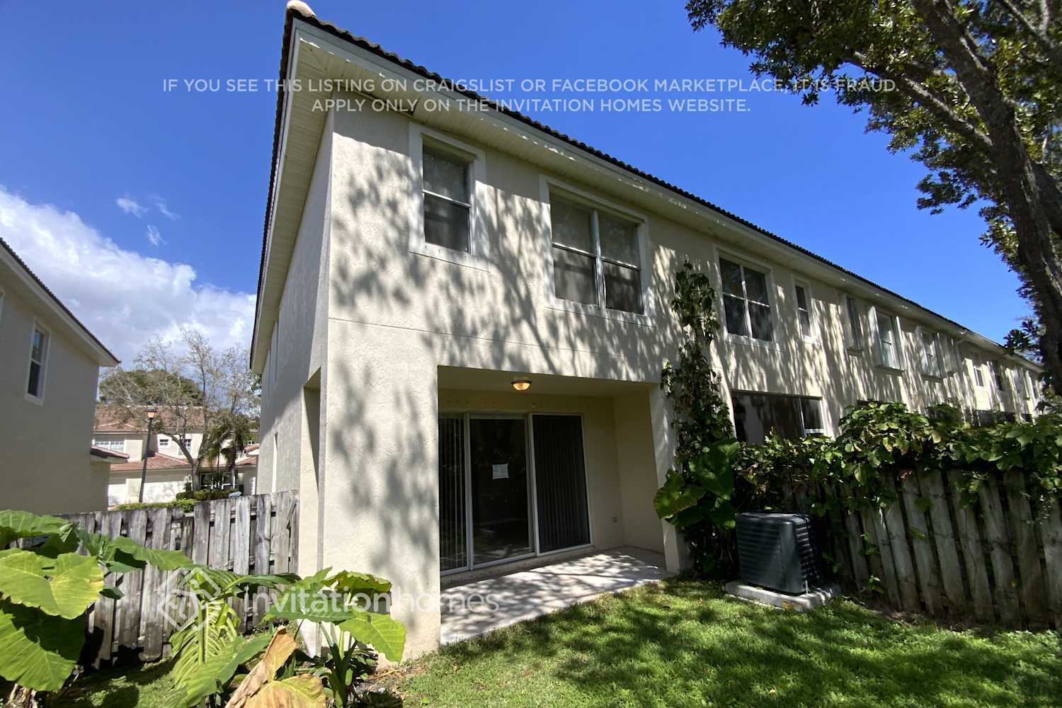 Building Photo - 9814 Porta Leona Ln