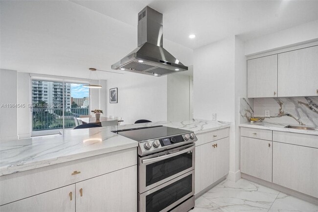 Building Photo - 2851 NE 183rd St