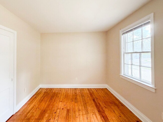 Building Photo - 0967 - Highland Pines