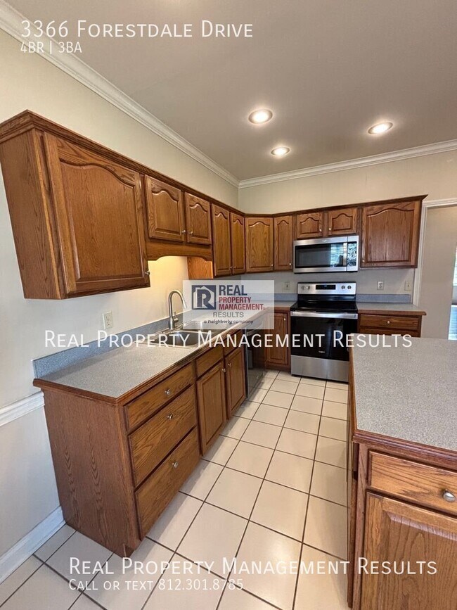 Building Photo - 3366 Forestdale Dr