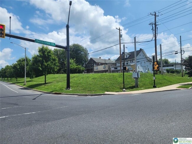 Primary Photo - 2116 Coke Works Rd