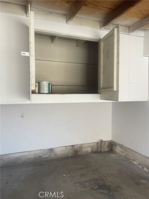 Building Photo - 3703 S Country Oaks Loop