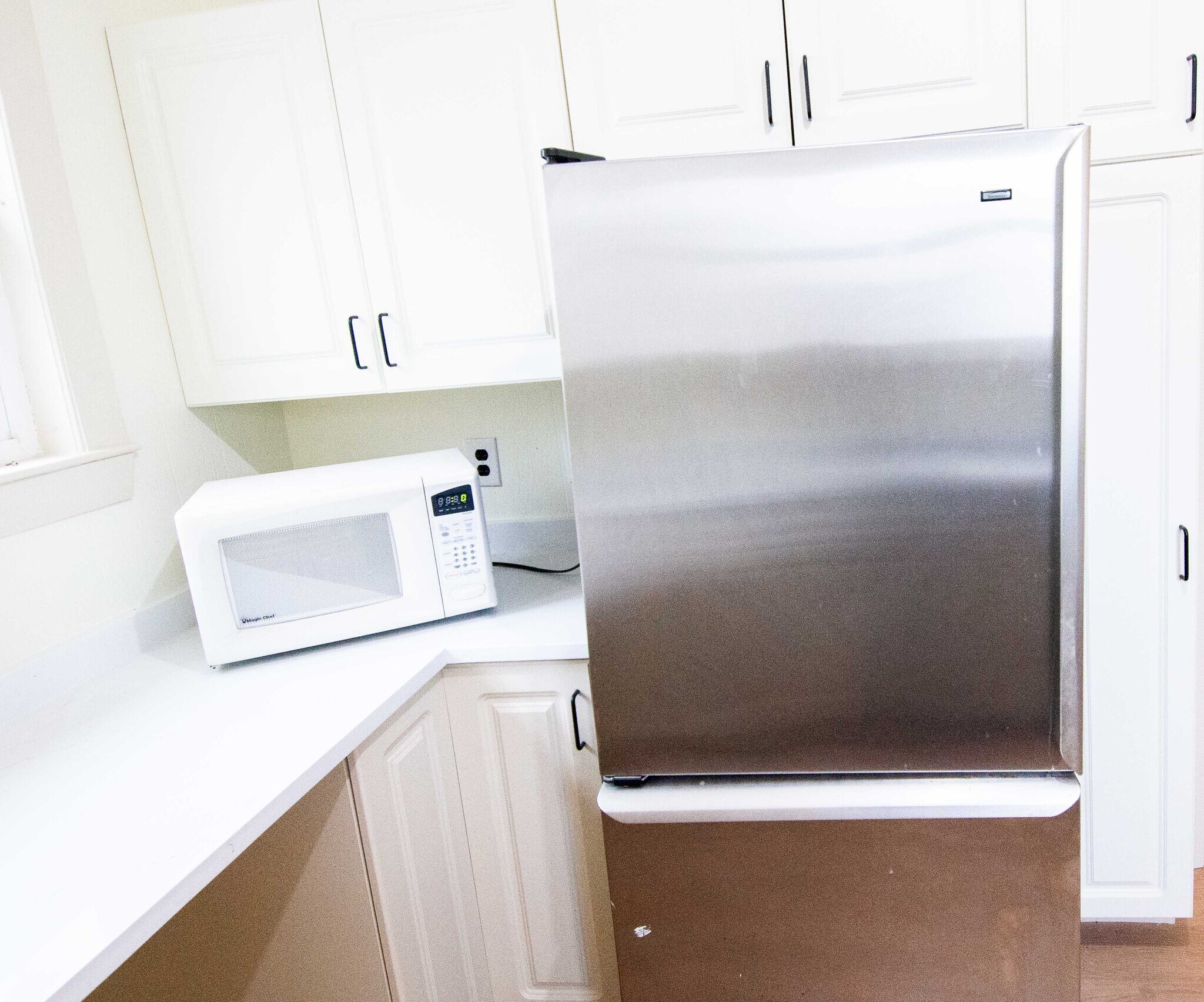 Building Photo - 235 Mount Hope St