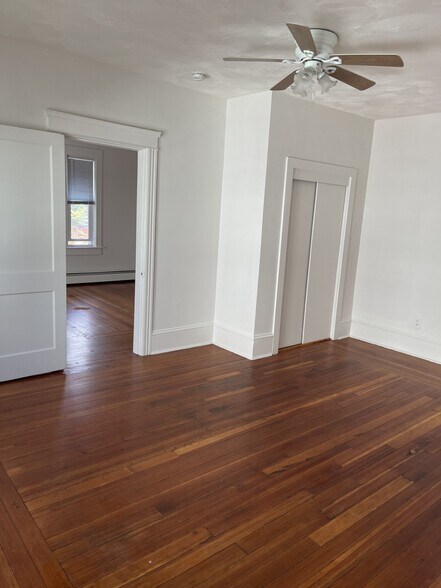 Building Photo - 48 Grove Street