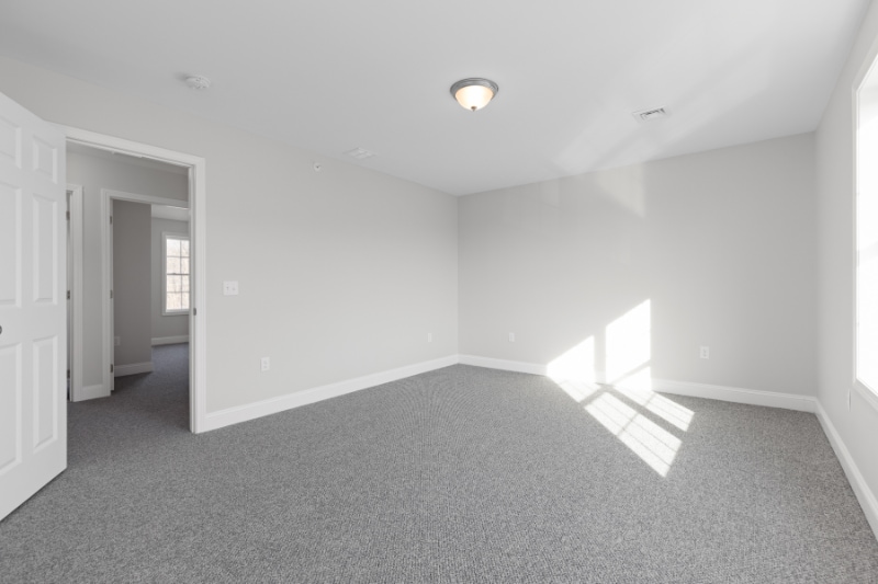 Building Photo - 23 Karatzas Avenue