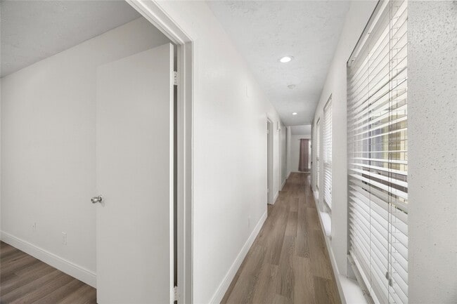 Building Photo - 1815 Millbury Dr