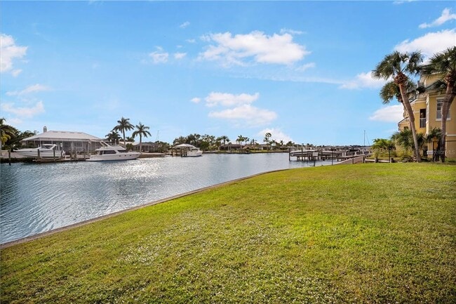 Building Photo - 1028 Apollo Beach Blvd