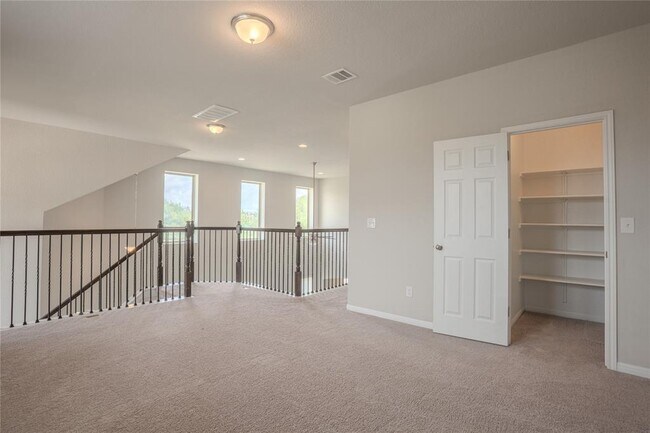 Building Photo - 120 Caney Cv