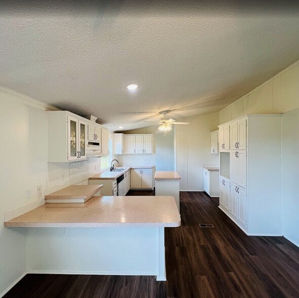 Building Photo - 127 County Road 3816