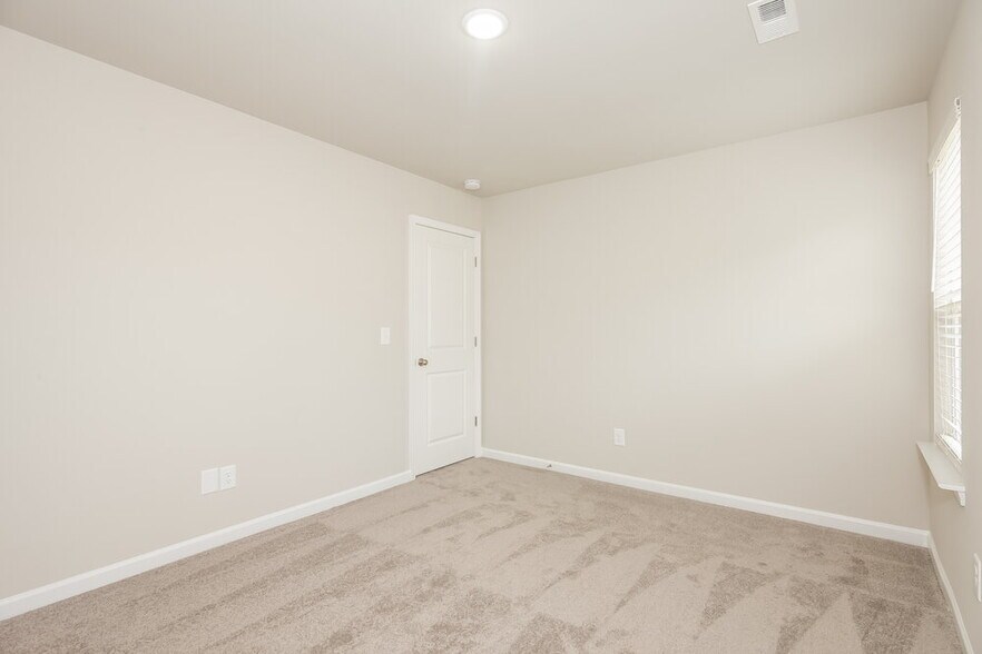 Building Photo - 6507 Karenstone Dr