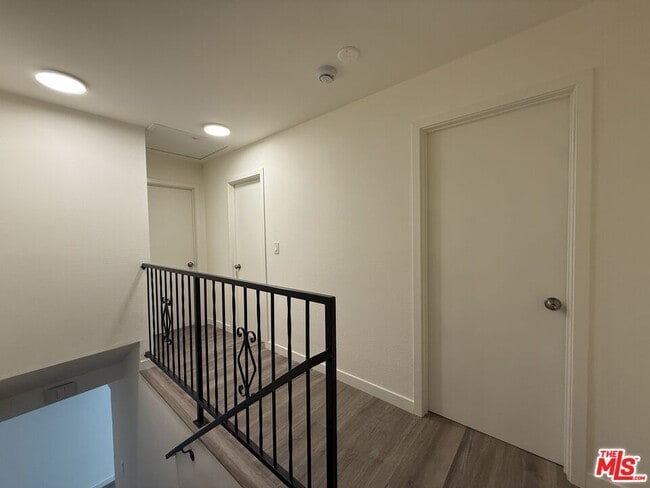 Building Photo - 1732 W 169th Pl
