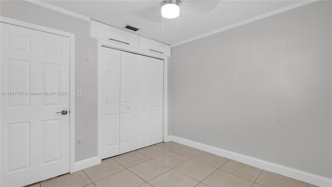 Building Photo - 2860 W 80th St