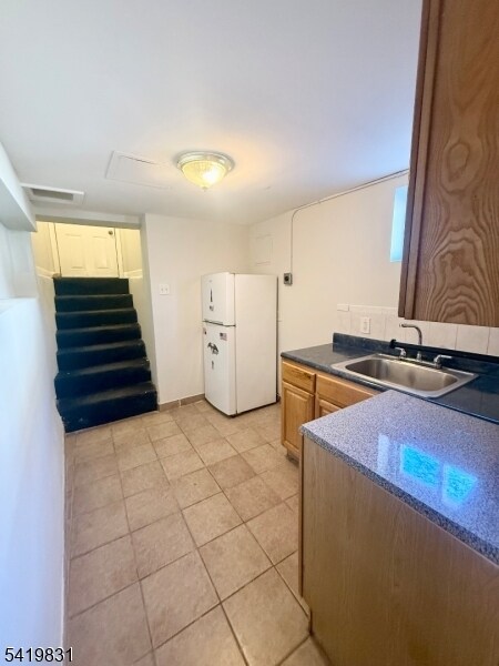 Building Photo - 204 Burgess Pl