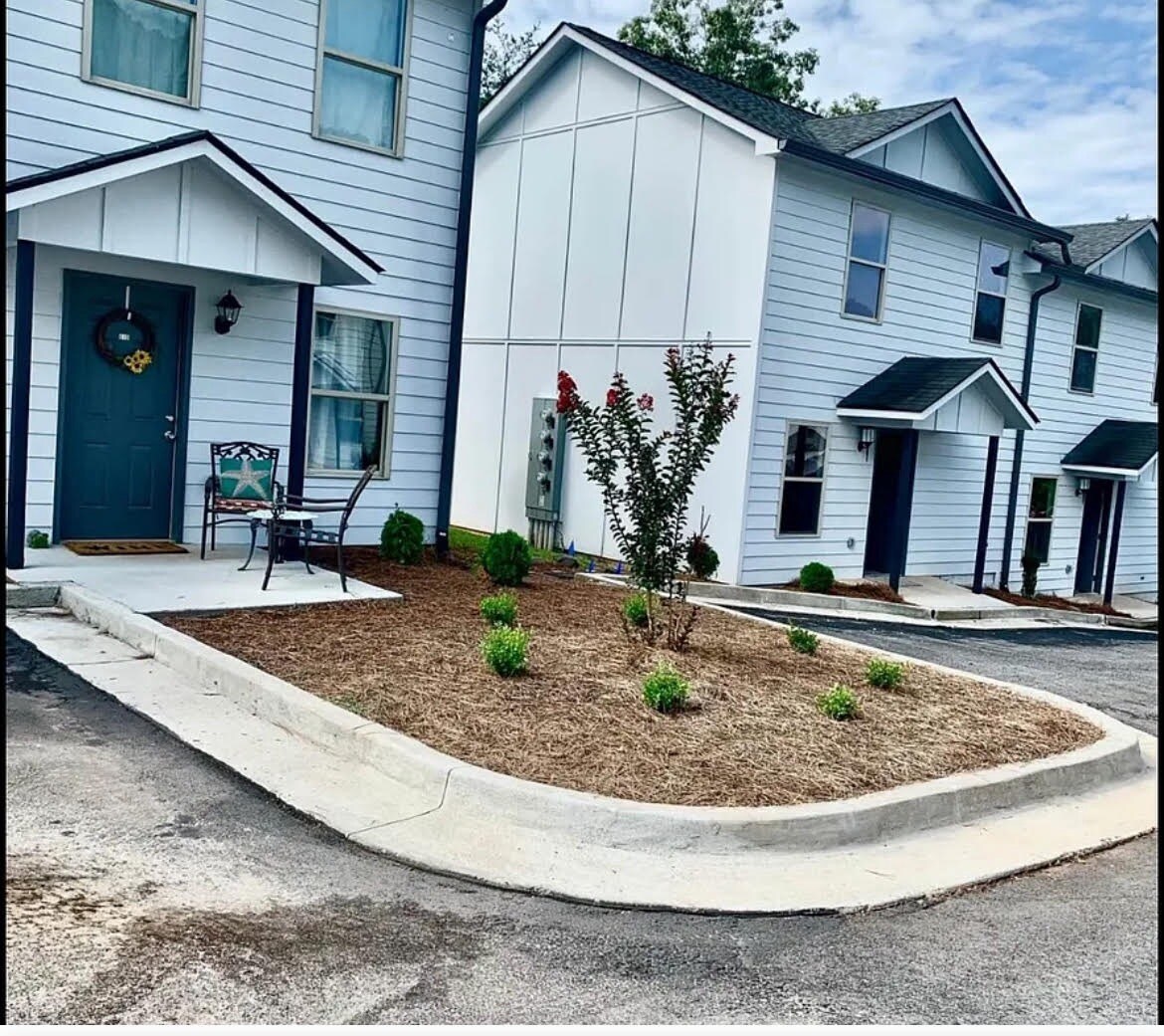 Building Photo - 90 Crabapple Rdg