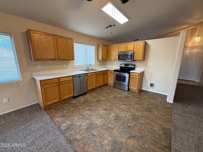 Building Photo - 13601 N 129th Dr