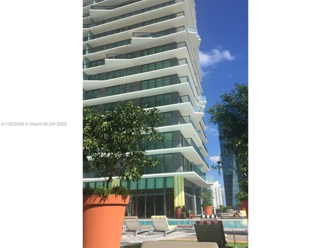 Building Photo - 1300 S Miami Ave