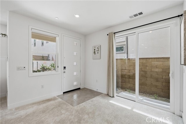 Building Photo - 208 Yerba