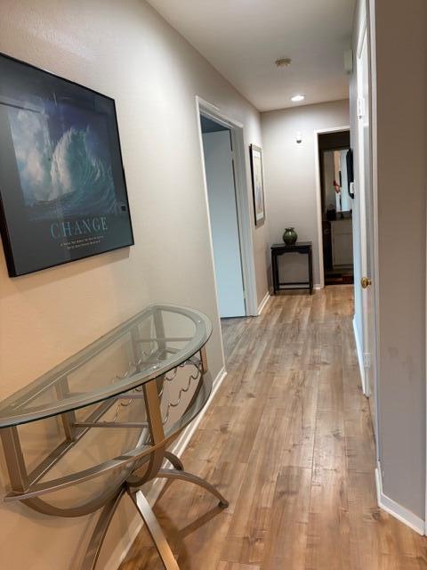 Building Photo - 726 Vista Lago Dr N