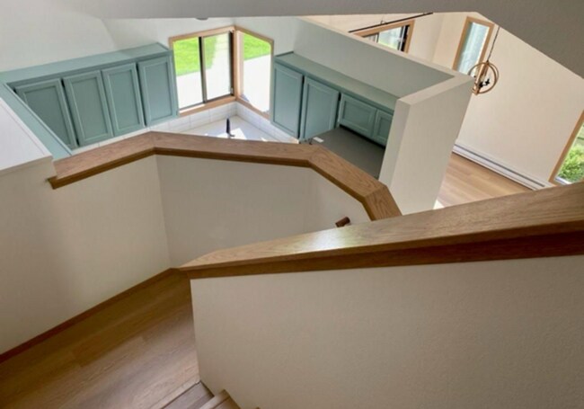 Building Photo - 189 Crestline Duplex
