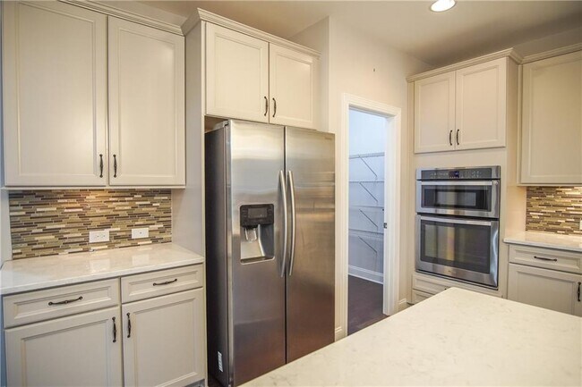 Building Photo - 3050 Davidsonville Dr
