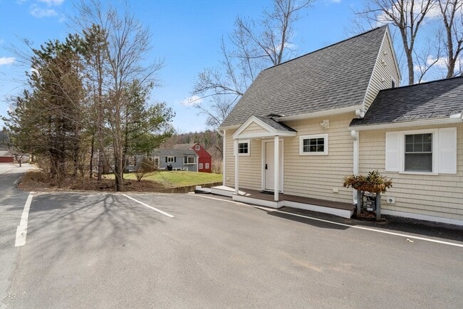 Building Photo - 48 Boston Rd