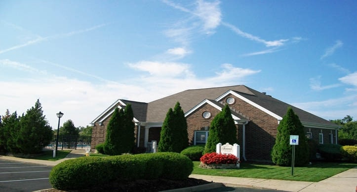 Primary Photo - Fenwick Place Apartments