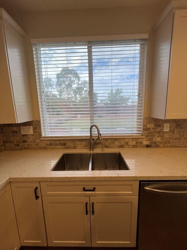 Building Photo - 39265 Eternity Ln