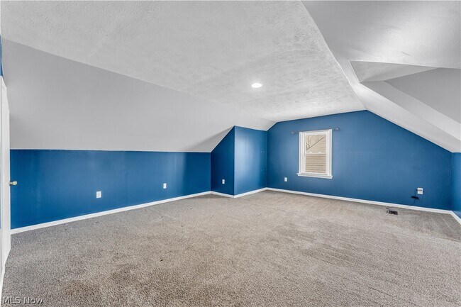 Building Photo - 4186 Lambert Rd