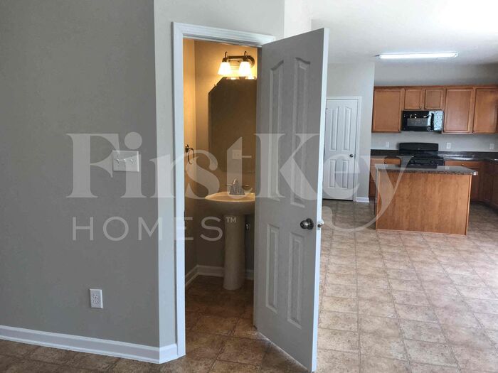 Building Photo - 5972 Odenton Ln