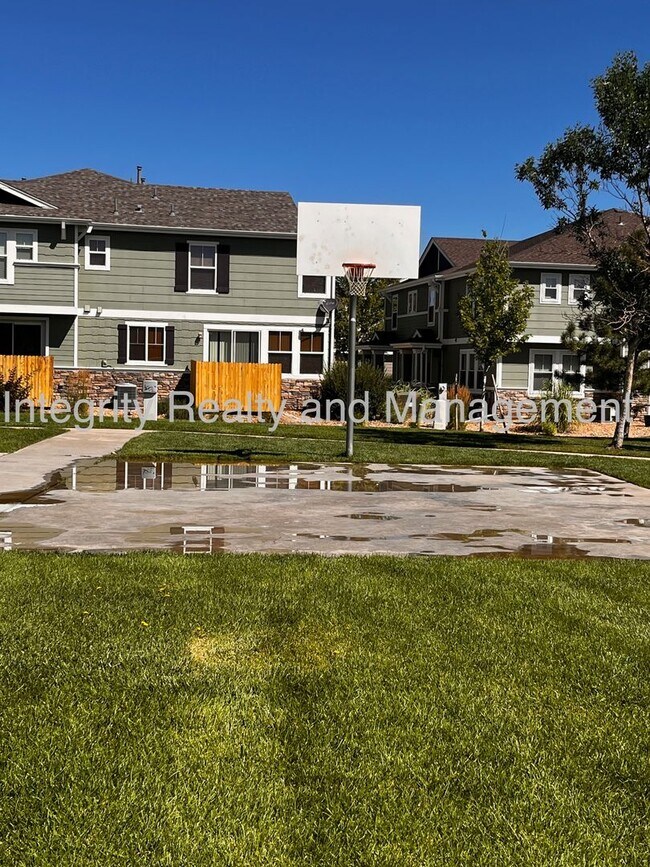 Building Photo - 2 Bed/2 Bath Condo, 17353 Wilde Avenue Uni...