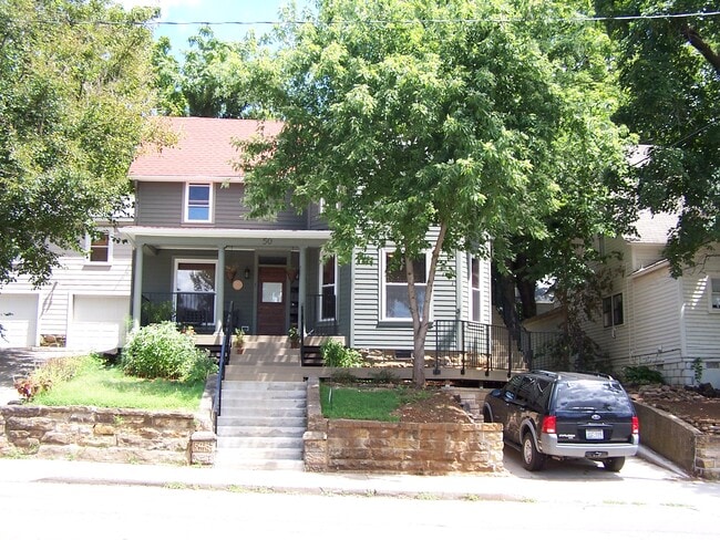 Building Photo - 50 S School Ave