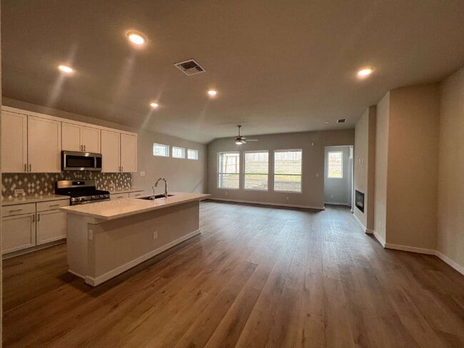 Building Photo - Three Bed/Two Bath Home at Stahl & O'Connor Rd