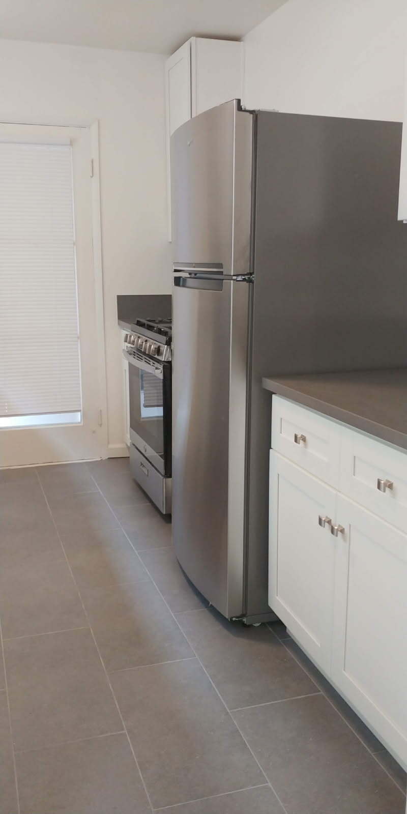 Building Photo - 1714 Grevelia St