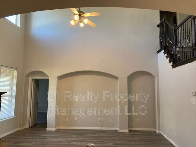 Building Photo - 2744 Ferdinand