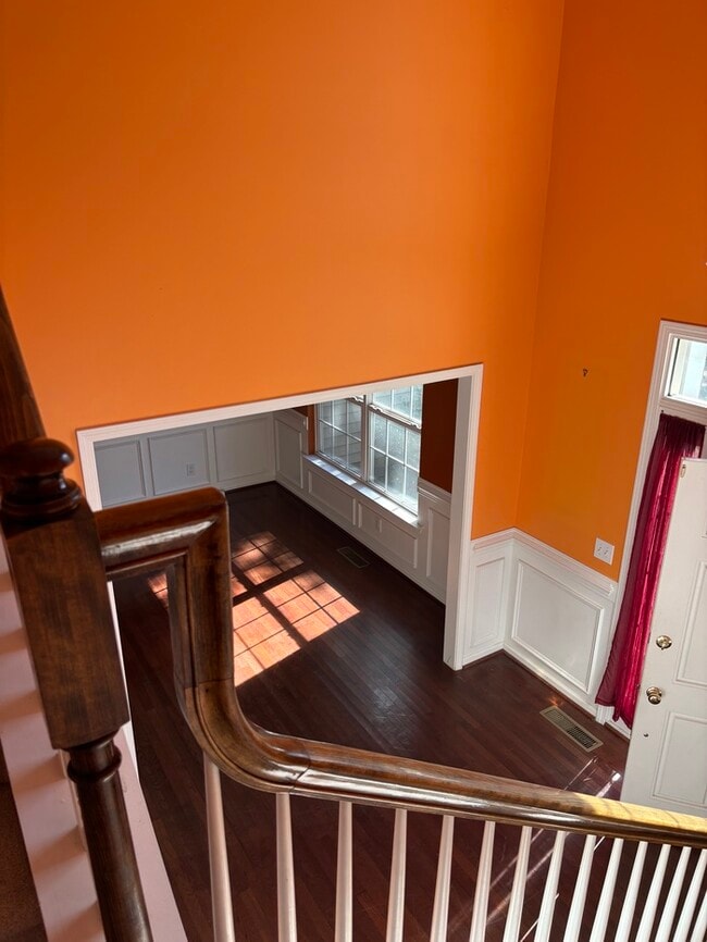 Building Photo - 90 Groves Wood Ct