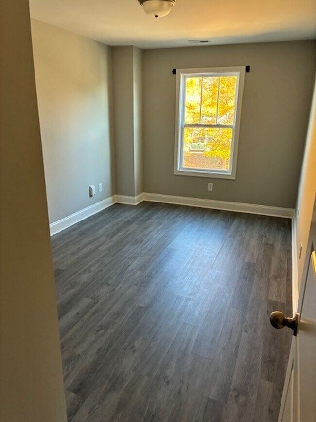 Building Photo - Nashville-Style Single Family Homes in Cla...