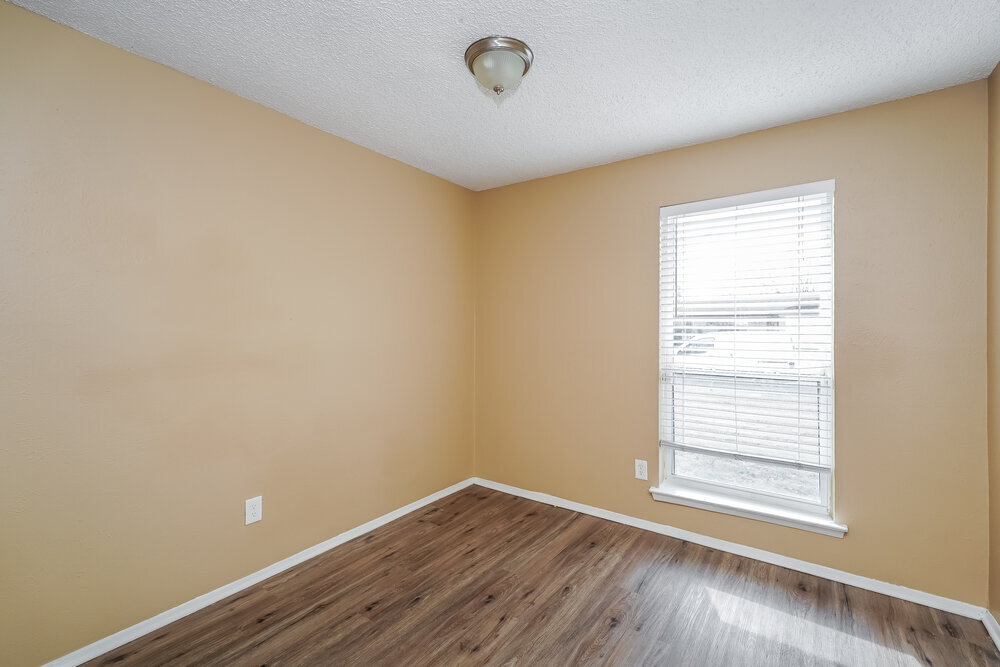 Building Photo - 3713 Arnold Dr