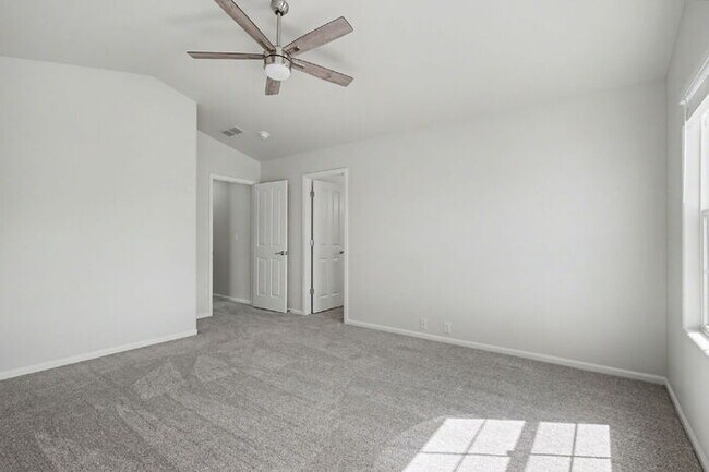 Building Photo - Beautifully Updated 3-Bedroom End-Unit Townhome Facing Open Space with Attached 2-Car Garage in G...