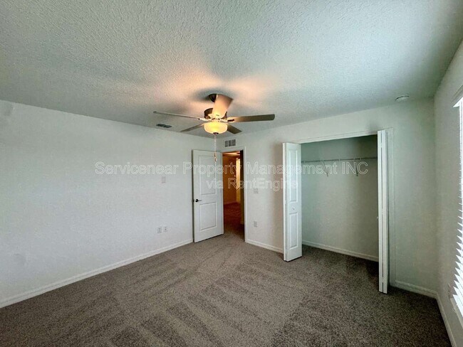 Building Photo - 10347 Honey Hammock Wy