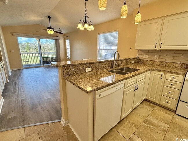 Building Photo - 635 Waterway Village Blvd