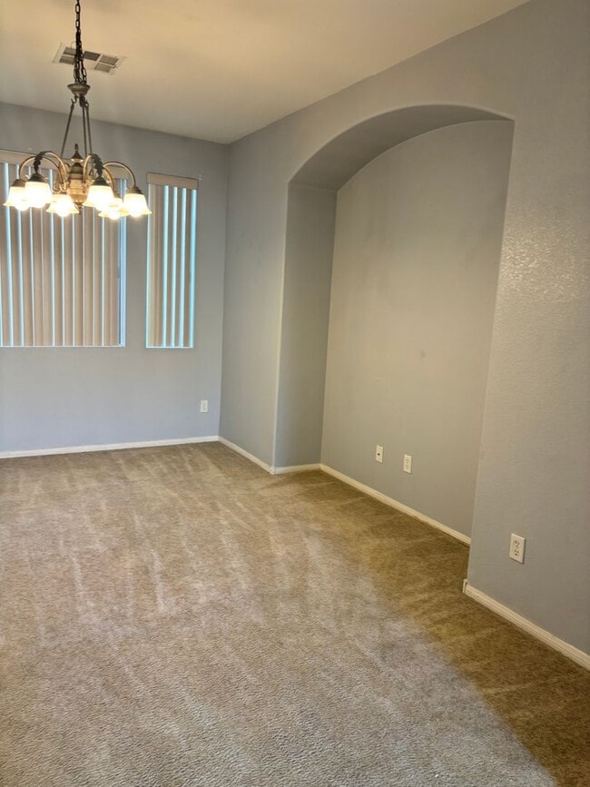 Building Photo - Wonderful single story rental in the heart of Summerlin