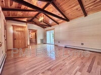Building Photo - 65 Beach Pond Rd