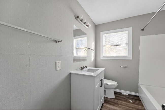 Building Photo - Charming 3-Bedroom Home on a Corner Lot in Fort Worth!