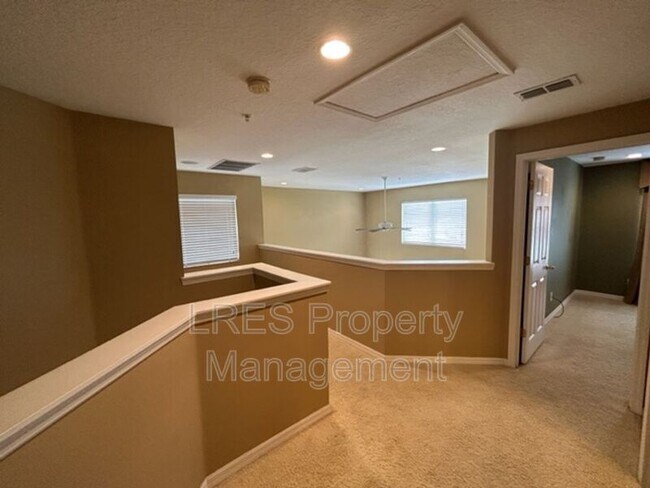 Building Photo - 314 Canyon Stone Cir