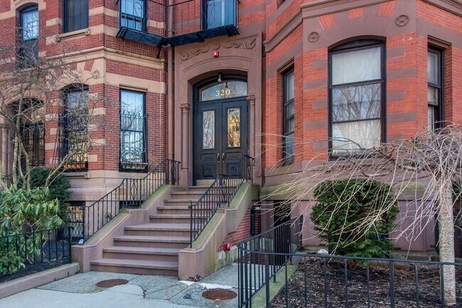 Building Photo - 320 Commonwealth Ave