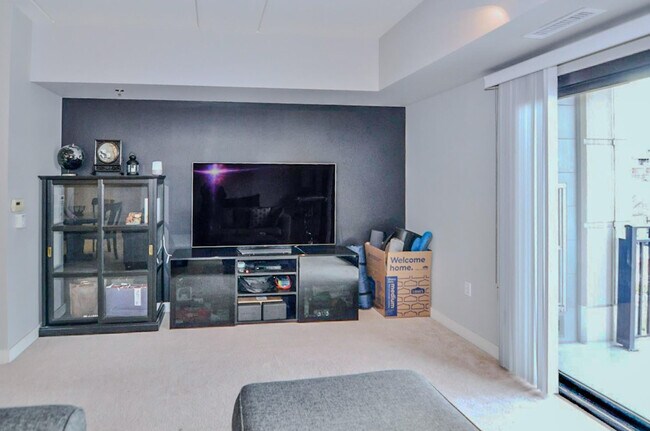 Building Photo - 111 N Ashley St