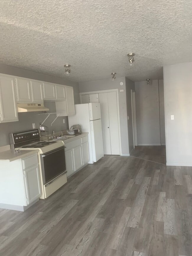 Building Photo - Cute 1 bed/1 bath home in Myrtle Creek.