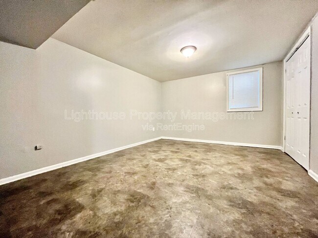 Building Photo - 1745 Dawes Ct SE